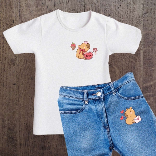 Naprasowanki, Naplamki, Termo Naklejki na Ubrania DTF - Kapibara Love